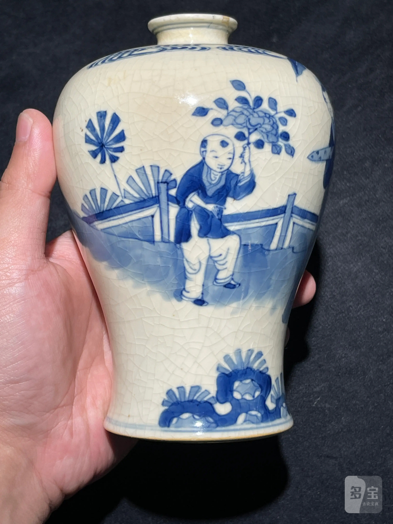 清晚期 浆胎青花折桂图梅瓶一对 - 图4